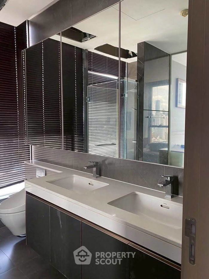 picture 2-BR Condo at The Esse At Singha Complex near MRT Phetchaburi (ID 2241674) - 10/17
