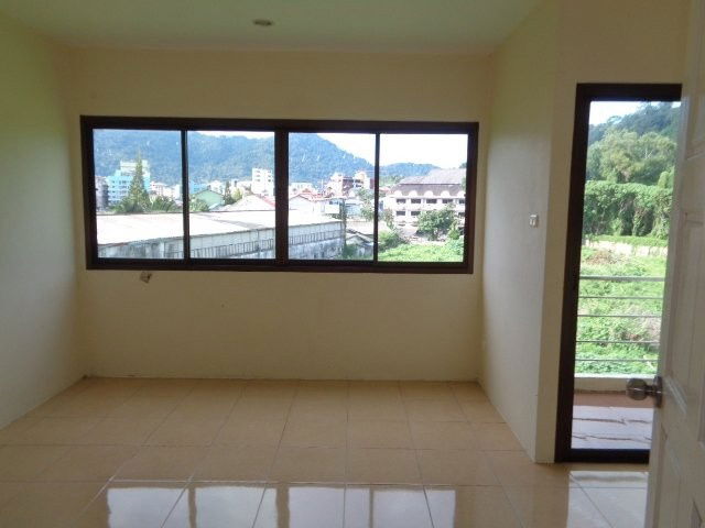 picture FOR SALE  TOWNHOUSE PROPERTY  4350000 BAHT. - 4/8
