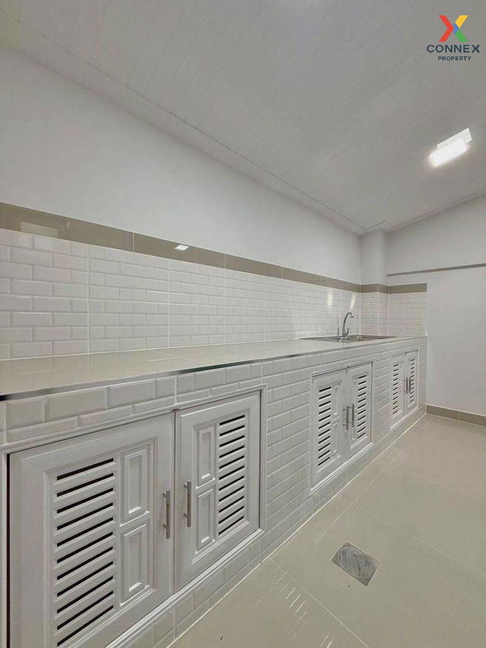 picture For Sale Townhouse/Townhome  , Pruksa 18/1 , newly renovated , Bang Mae Nang , Bang Yai , Nonthaburi , CX-127036 ✅ Live chat with us ADD LINE @connexproperty ✅  - 8/12