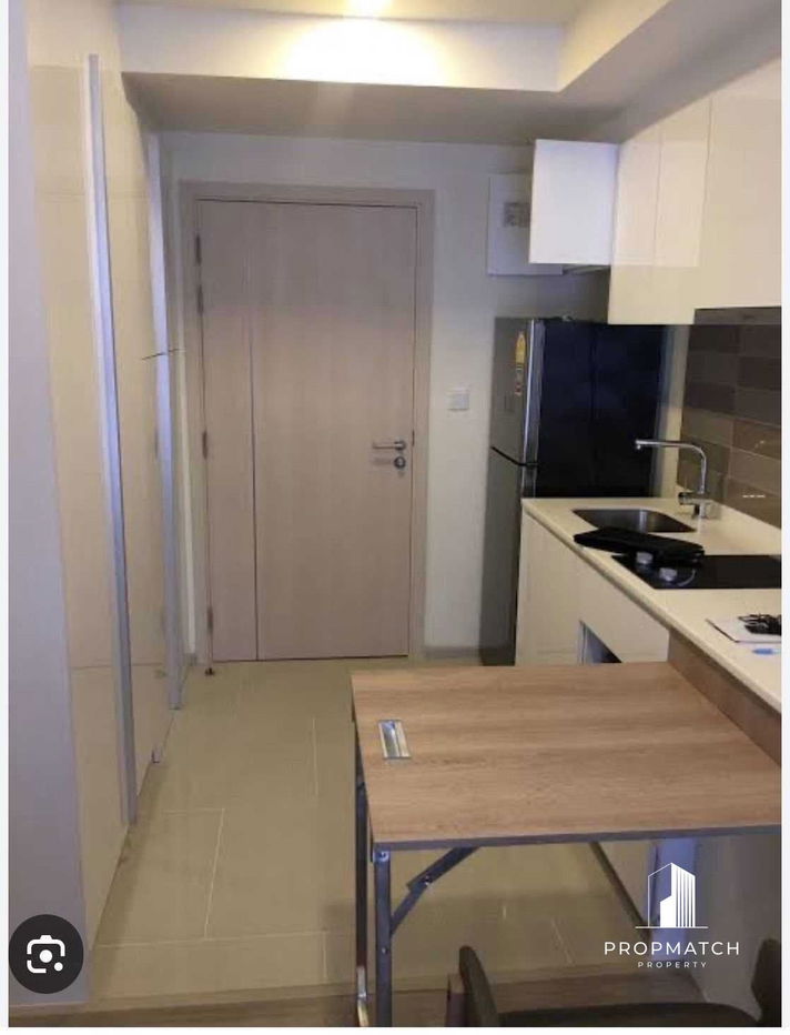รูป ✨Flash Deal ✨Maestro 03 Ratchada-Rama 9 (1 Bed 1 Bath 30 SQM.) พร้อมอยู่ ! เพียง 17,000 บาทต่อเดือน Tel.0981315848 @propmatch - รูปที่ 2/5