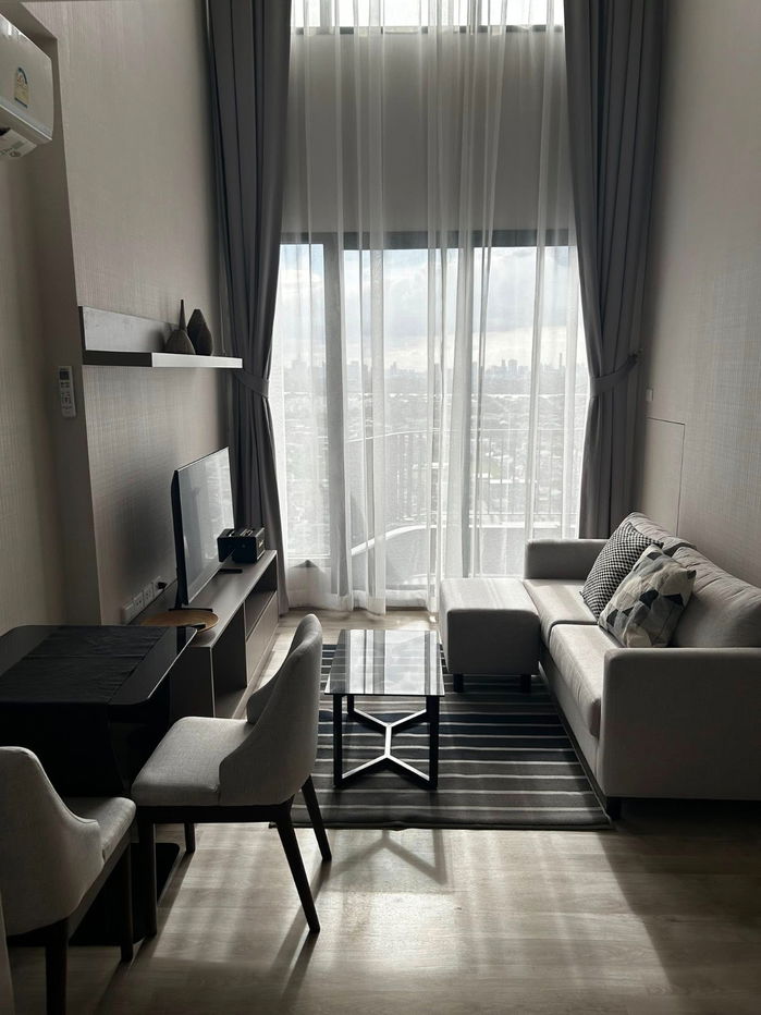 รูป ให้เช่า IDEO MOBI Sukhumvit Eastpoint Duplex Cloud Space เปิดรับวิวพาโนรามา โปร่ง โล่ง double volume - RW006767 - รูปที่ 6/8