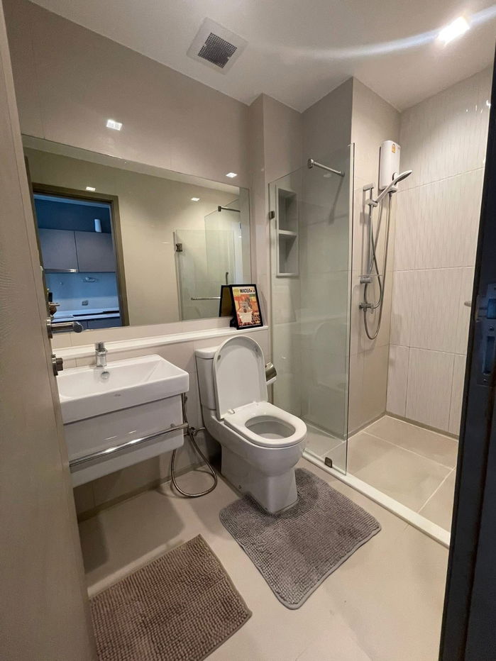 picture #R5558  🎉 060868 Condo for rent Life Asoke - Rama 9 - 16/19