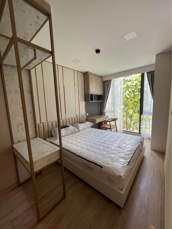 picture The Nest Chula Samyan【𝐑𝐄𝐍𝐓】🔥This room is irresistibly cute. Decorated with sweet, simple touches, and cute details.🔥  Contact Line ID: @hacondo - 2/10