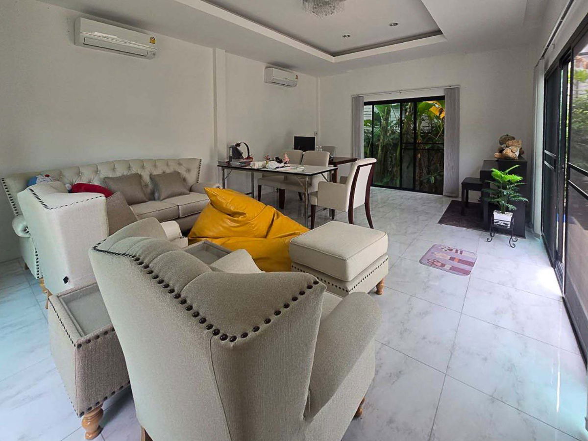 รูป = ขายบ้านหรู = (ถ.รามคำแหง - กรุงเทพกรีฑาตัดใหม่)  “หลังมุม มีพื้นที่มีบริเวณข้างบ้าน”   📶พร้อมเข้าอยู่ - รูปที่ 23/25