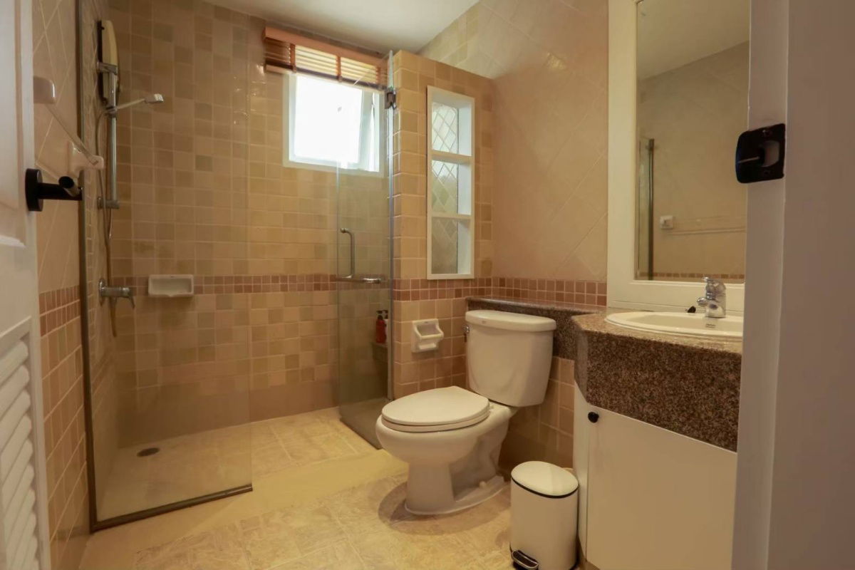 picture * Golden Nakara Onnut 65 for Sale *  4 bedrooms 5 bathrooms  - 29/50