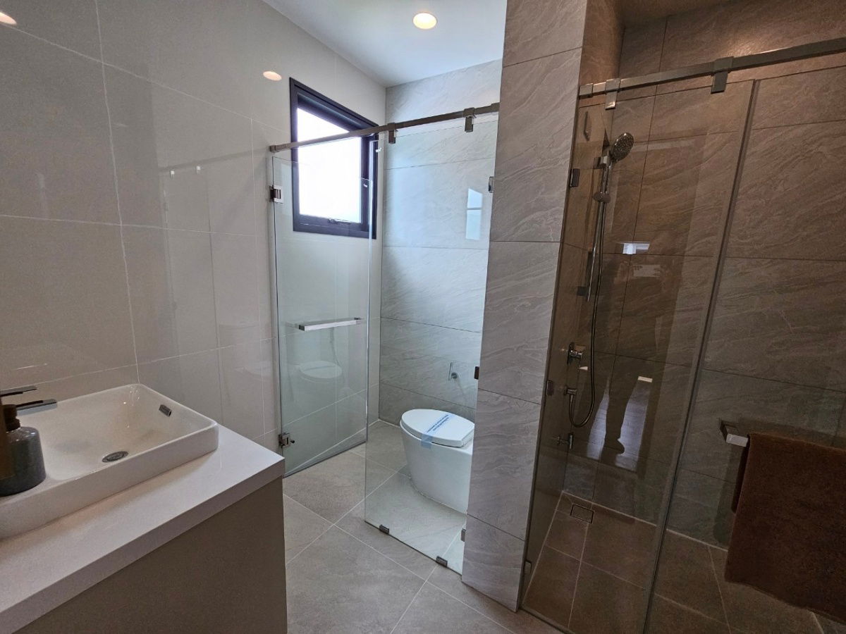 picture ✨ Luxury Fully-Furnished Home  4Bedroom 5Bathroom 8 Parking*   Special Price 100 MB* - 26/35