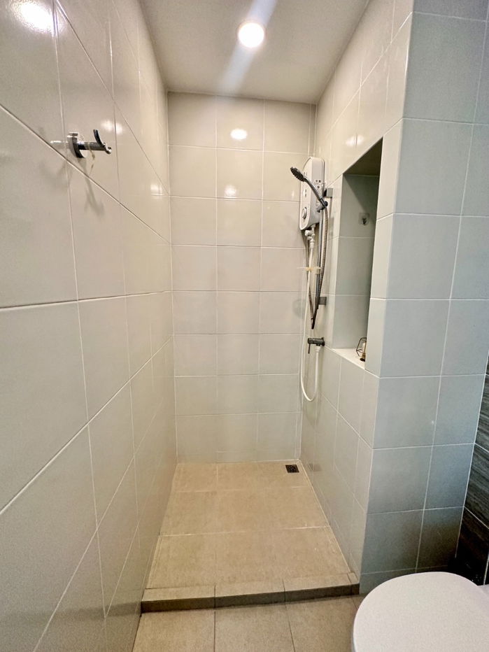 picture *Rooms available, ready to move in on August 10th* BROMPTON Pet Friendly Sukhumvit 107 - 14/17