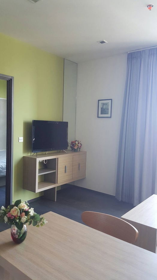 picture Urgent Rent! Beautiful Room Special Price! Edge 23 - 1 Bed, 1 Bath - 45 Sq.M. - 8/8