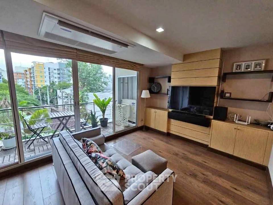 picture 2-BR Condo at Tree Condo Luxe Sukhumvit 52 near BTS On Nut (ID 2190240) - 1/6