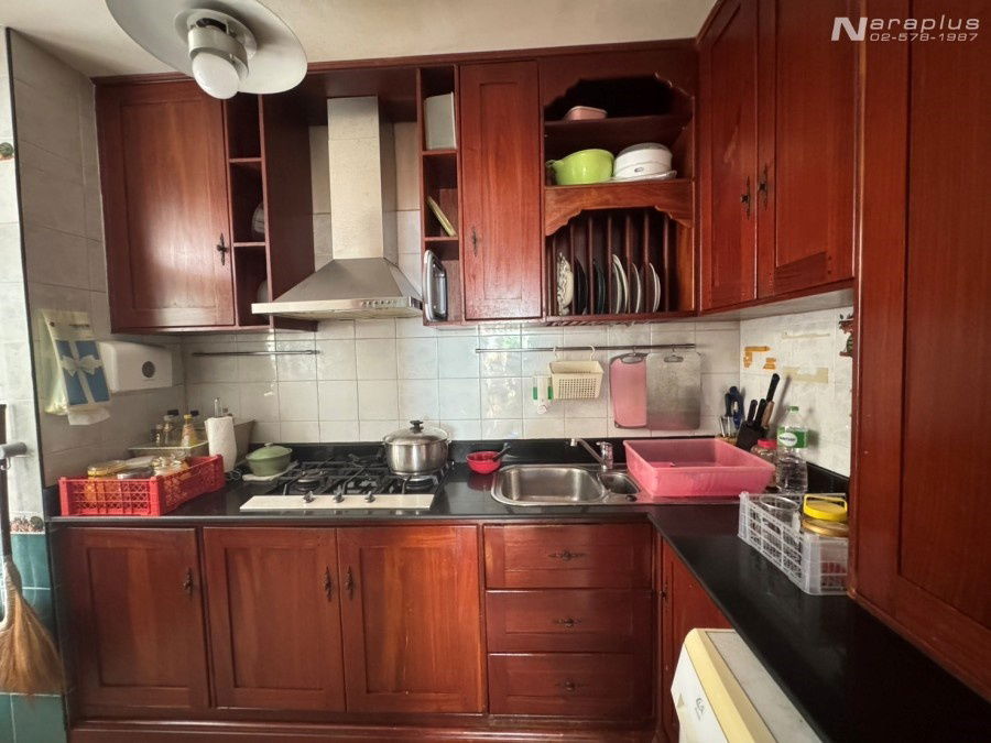 รูป 68070948 : ขายบ้านเดี่ยว 2 ชั้น Built-in ทั้งหลัง ขนาด 4 ห้องนอน บนที่ดิน 84.3 ตารางวา หมู่บ้านลัดดารมย์ วัชรพล-สุขาภิบาล 5 - รูปที่ 13/23