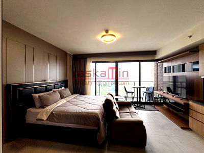 Condos for rent Bang Lamung Hospital : ✨ Modern Studio for Rent – Zire Wongamat, Pattaya