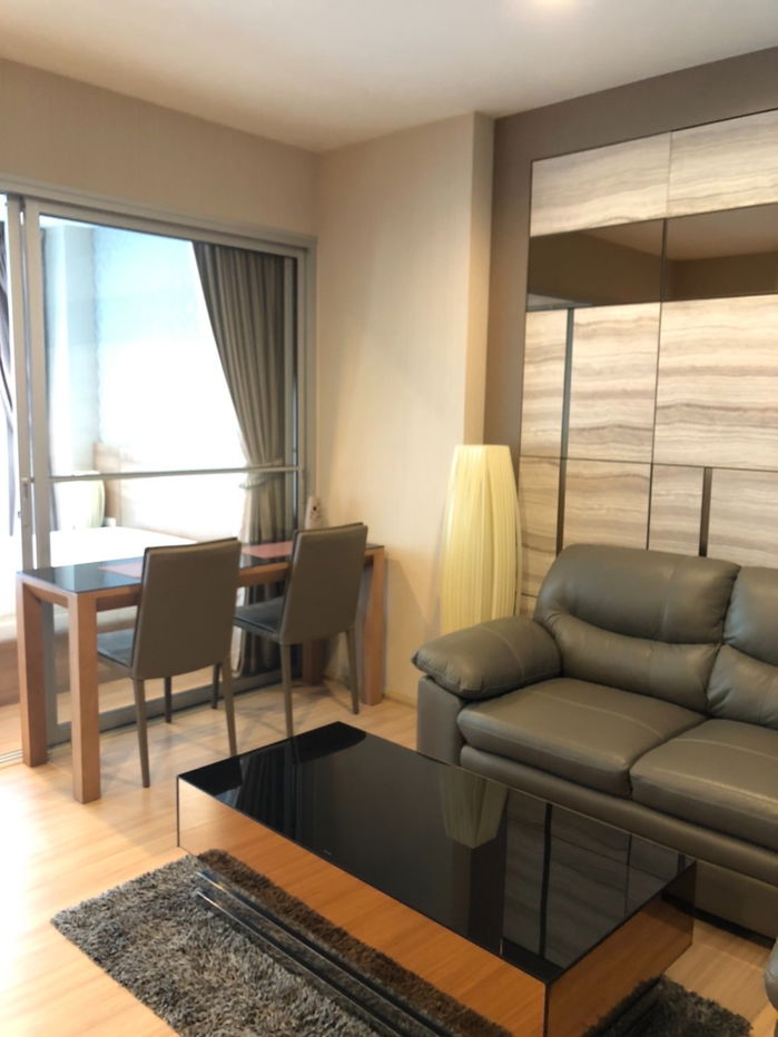 รูป Available for rent! Rhythm Huaikhwang 1 Bedroom with 36sqm. Fully furnished, Ready to move in - รูปที่ 2/11