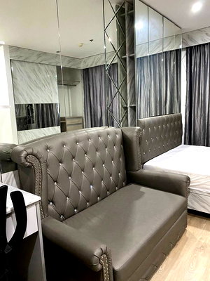 คอนโดให้เช่า : Ideo Q Chula Samyan【𝐑𝐄𝐍𝐓】🔥แต่งเรียบ คุมโทนพอดี ห้องนี้ให้ฟีลอบอุ่นแบบมินิมอลจริงใจ🔥  ติดต่อไลน์ไอดี: @hacondo