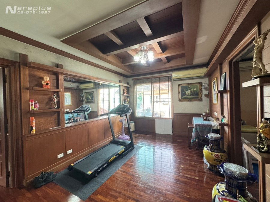 รูป 68070948 : ขายบ้านเดี่ยว 2 ชั้น Built-in ทั้งหลัง ขนาด 4 ห้องนอน บนที่ดิน 84.3 ตารางวา หมู่บ้านลัดดารมย์ วัชรพล-สุขาภิบาล 5 - รูปที่ 17/23