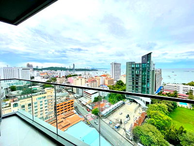 Condos for sale Big C Super Center South Pattaya  : ⛵ Edge ⛵ Foreigner quota / Sea view / 17F / 2bedrooms for quick sale彡