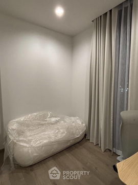 1-BR Condo at The Crest Park Residences near MRT Phahon Yothin (ID 1539827)