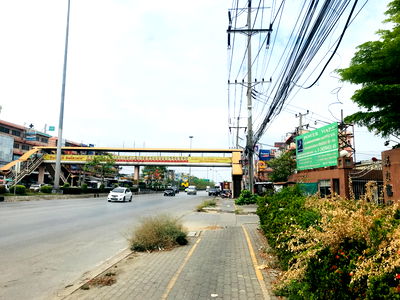 Land for sale ม.ธนบุรี : Land for sale 83 rai, Phutthamonthon Sai 4 Road, Suitable for factories, warehouses, logistics, mix use, villages, hospital.