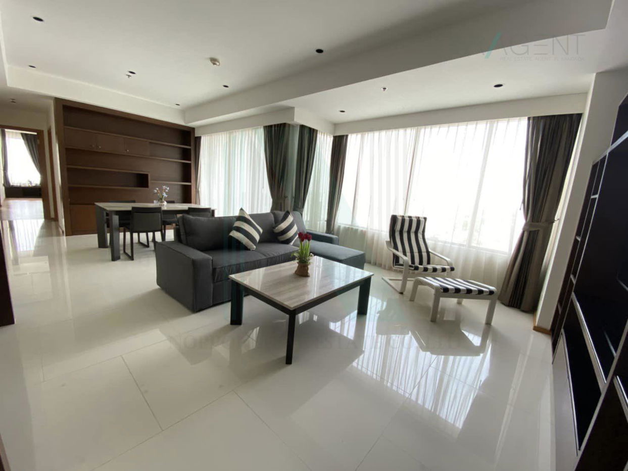 picture 📌 Condo for sale, The Emporio Place, 2 bedrooms, 23rd floor, near EmQuartier. - 1/8