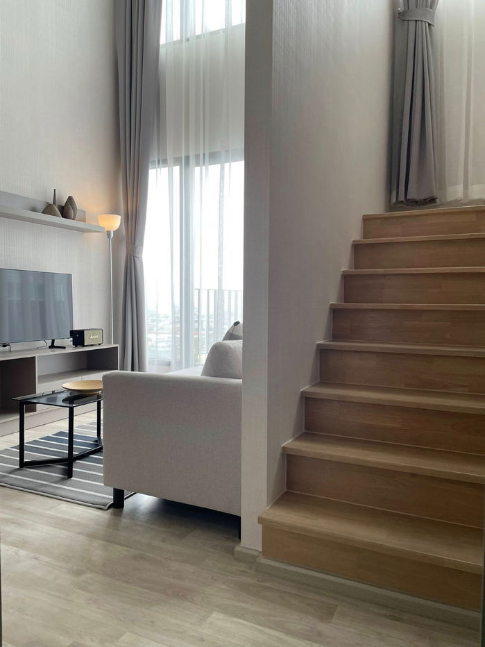 รูป ให้เช่า IDEO MOBI Sukhumvit Eastpoint Duplex Cloud Space เปิดรับวิวพาโนรามา โปร่ง โล่ง double volume - RW006767 - รูปที่ 3/8