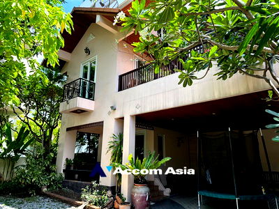 เช่าบ้านเดี่ยว สุขุมวิท 24 : 🔼🔽 AccomA 📩  4 BR House in  (59440)