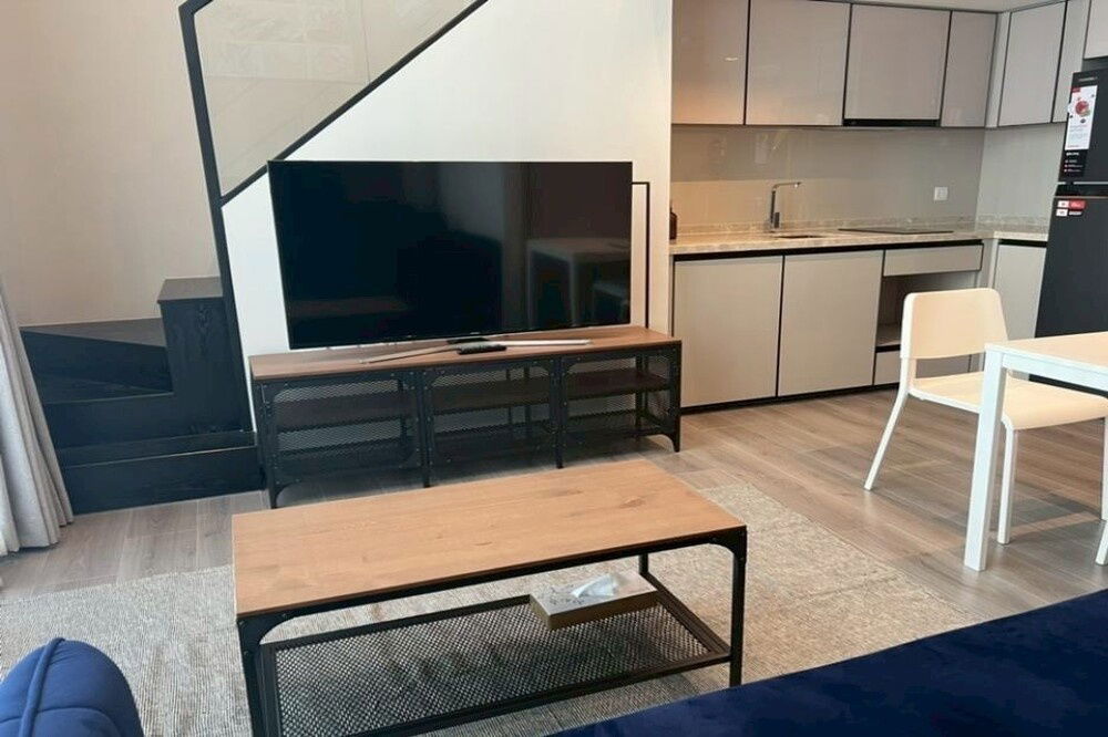picture 🔥 For Rent !! Rare Item!! 🔥 Code C20250800008..The Reserve Phahol-Pradipat, 1 bedroom, 1 bathroom Loft, high floor, furnished, ready to move in 📣📣 - 3/7