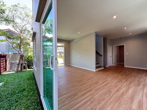 เปิดเฟสใหม่ บ้านแฝดสวนข้างบ้านใหญ่  สไตล์ญี่ปุ่น พิเศษ 5.59 ทำเลดีที่สุด! ติดถนนใหญ่! ใกล้ทางด่วน!  โครงการอณาสิริ ติวานนท์-ศรีสมาน By SANSIRI