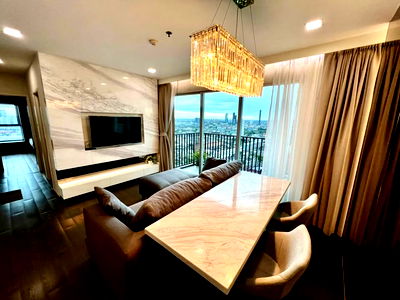 Condos for rent Silom and Sathorn Road : For rent: (Fuse Chan Sathorn) Line: @condo24 (with@)