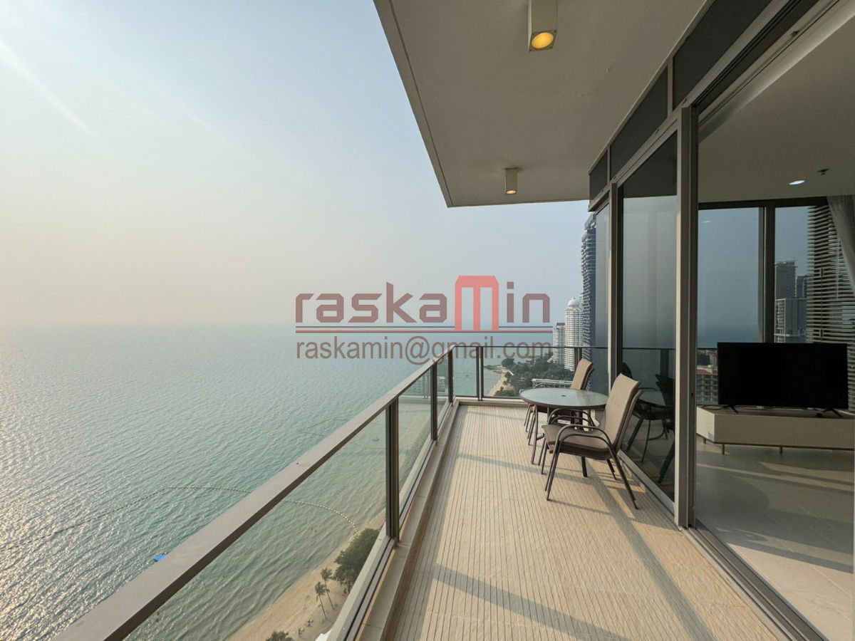 picture Luxury Beachfront Condo for Sale – Northpoint Wongamat - 22/38