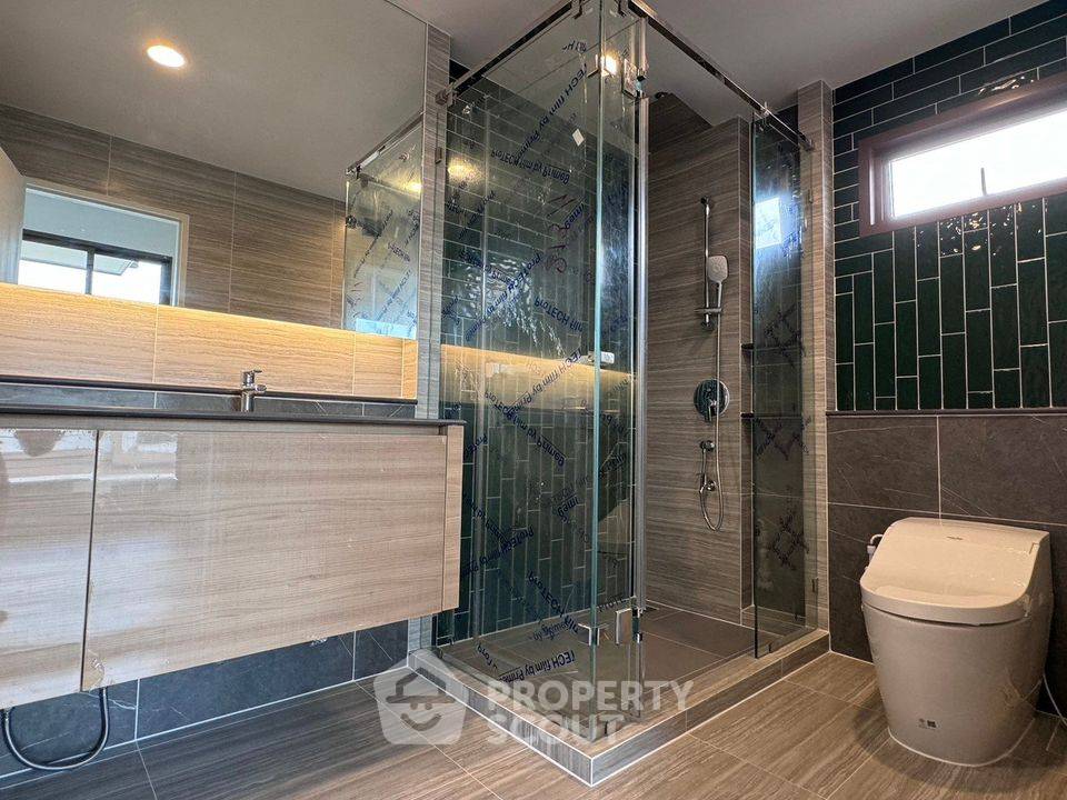 picture 4-BR House at Burasiri Krungthep Kreetha in Hua Mak (ID 1363079) - 14/17