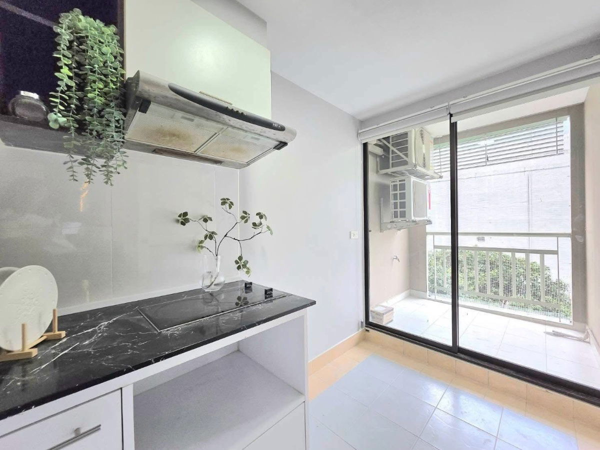 picture 🏙️ Spacious Ready-to-Move-In Condo! Lumpini Place Ratchada-Thapra, Building A, 5th Floor 🚆 Just Minutes from BTS Talat Phlu! - 5/9