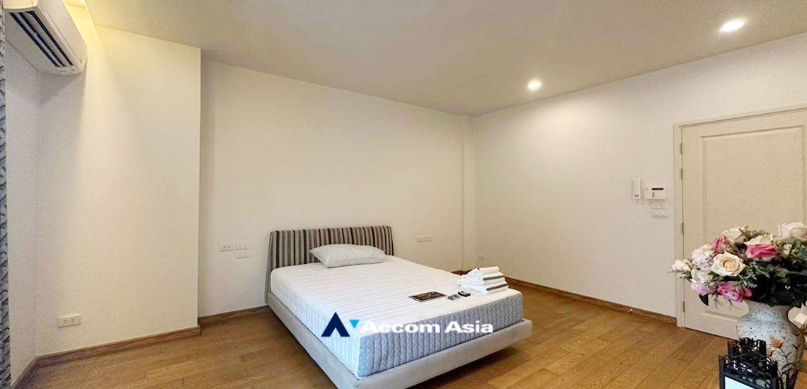 รูป 🔼🔽 AccomA 📩 Home Office 4 BR Townhouse in Klong Tan (AA33995) - รูปที่ 10/20