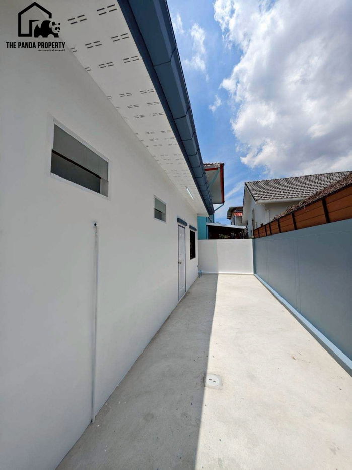รูป หมู่บ้าน เฉลิมพระเกียรติร 9 ซอย 14 แยก 42 - รูปที่ 12/12