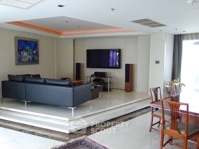 picture 4-BR Condo at The Lakes Bangkok near BTS Asok (ID 1756527) - 8/31