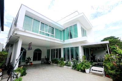Houses for sale Srithanya Nursing College : 🎉 For Sell House SARIN PARK 2-story 4 bedroom 4 bathroom