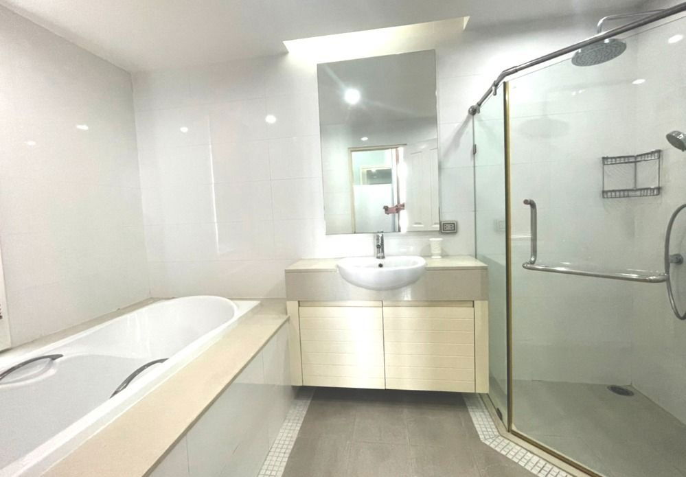 รูป ⭐#PO2303_142✅ให้เช่า คอนโด สิริ เรสซิเด้นซ์ สุขุมวิท 24 [ SIRI Residence ] || Line: @Condo.p (มี @ข้างหน้า) - รูปที่ 15/21
