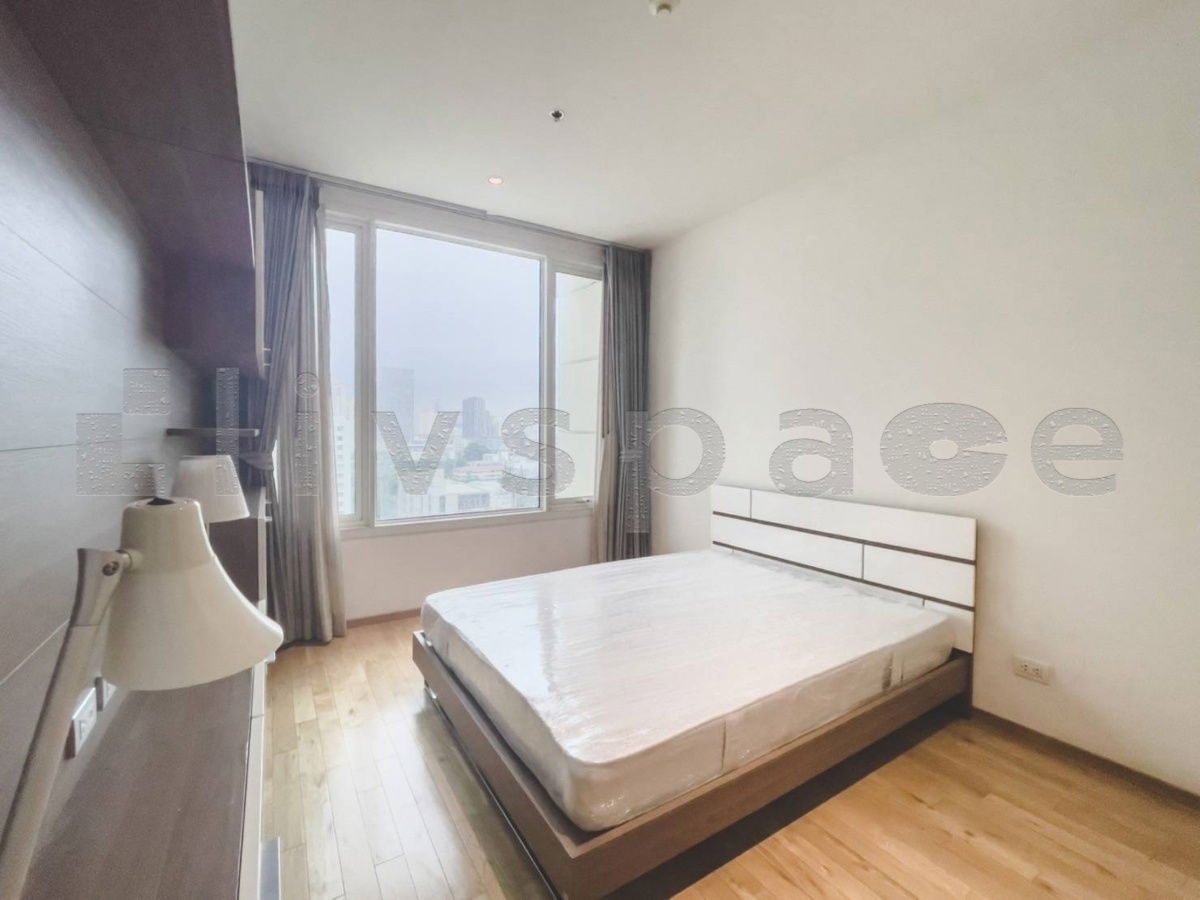 รูป [L250804012] สำหรับเช่า The Empire Place | 2 ห้องนอน | ขนาด 106 ตร.ม. | ราคาพิเศษ | พร้อมเข้าอยู่ - รูปที่ 6/7