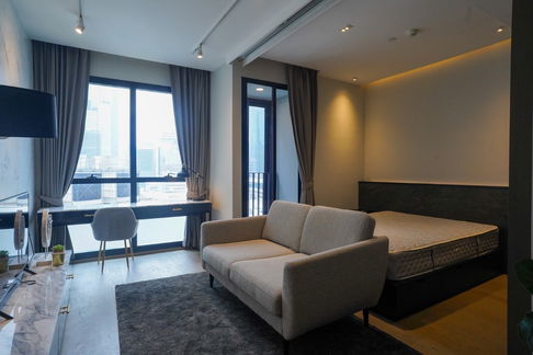P-38601 🏢Condo for sell Ashton Chula-Silom fully furnished.
