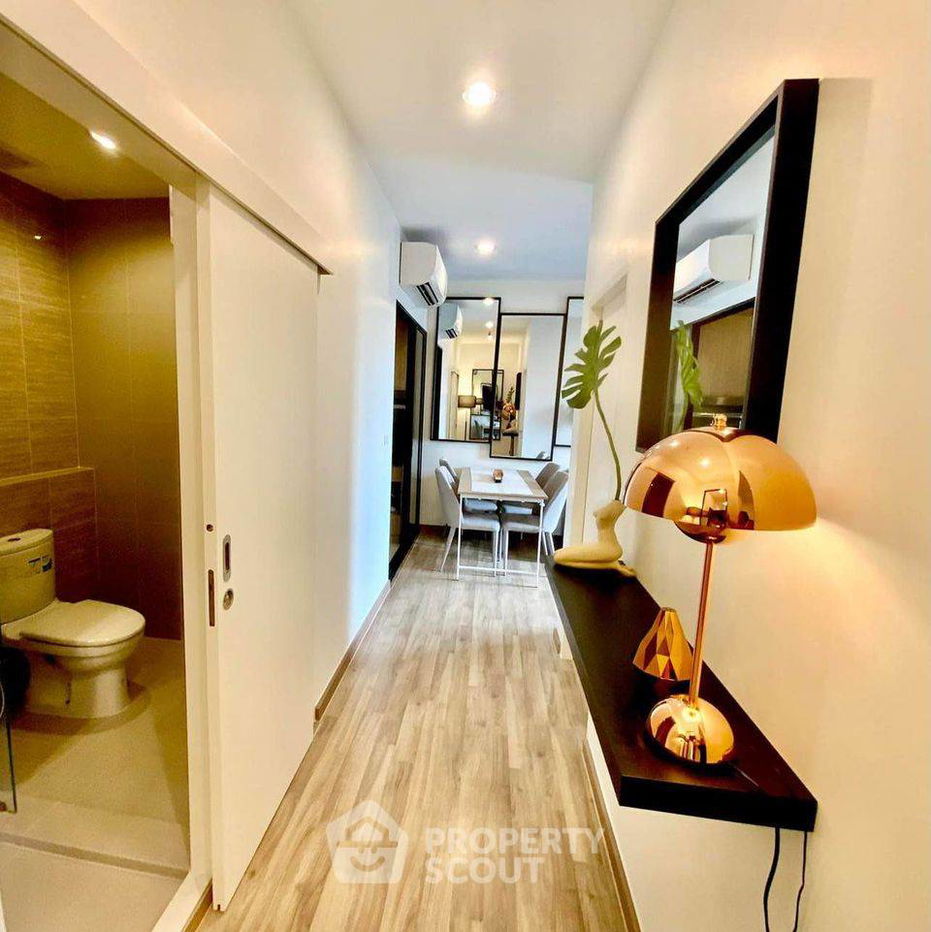picture 2-BR Condo at Niche Mono Charoen Nakorn near BTS Talat Phlu (ID 1091139) - 4/11