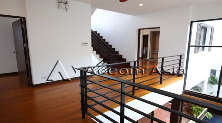 picture 🔼🔽 AccomA 📩 Private Swimming Pool 4 BR House in  (59544) - 5/9