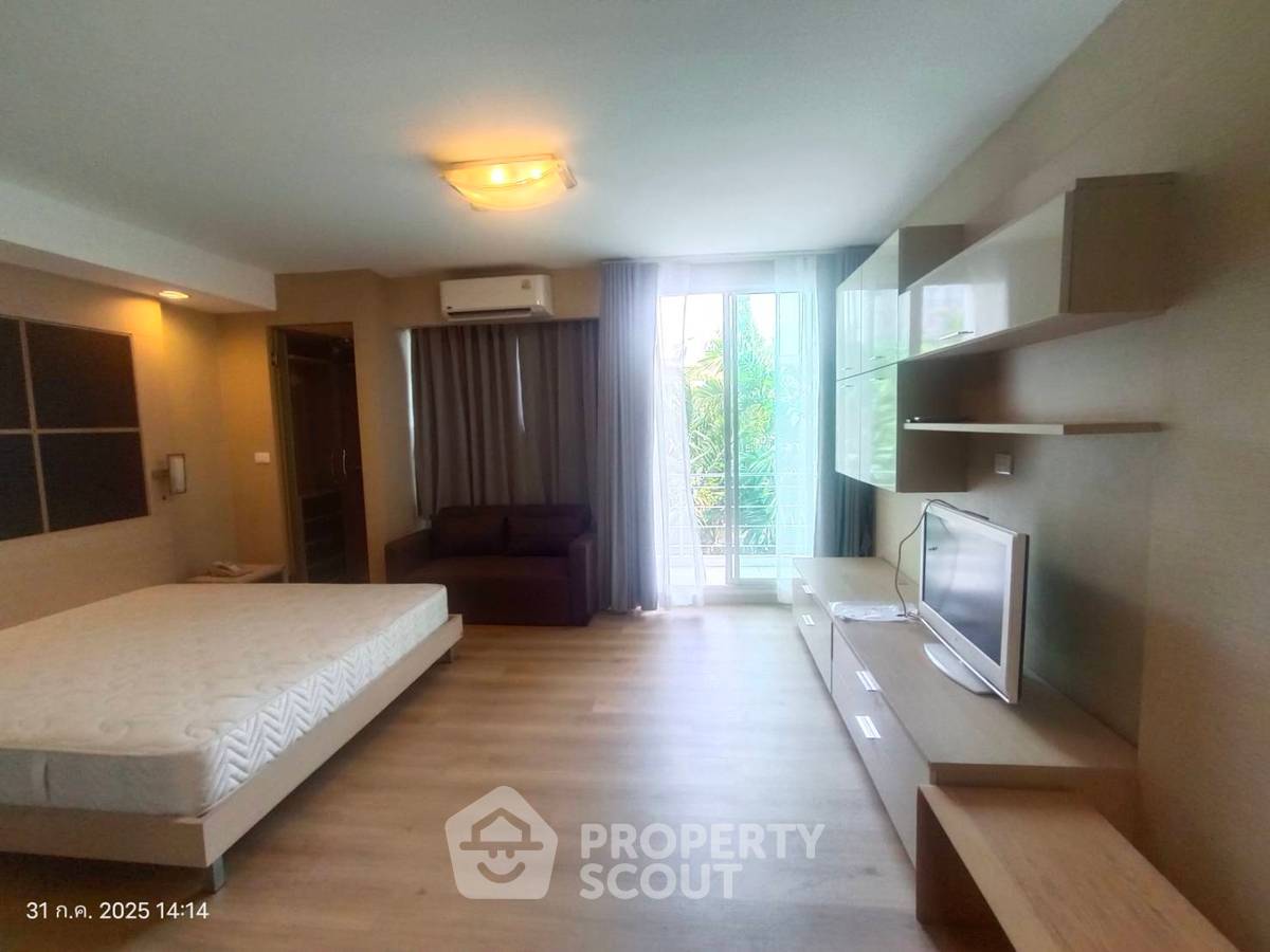 picture Studio Condo at Veranda Residence Condominium near ARL Ramkhamhaeng (ID 2237736) - 12/16