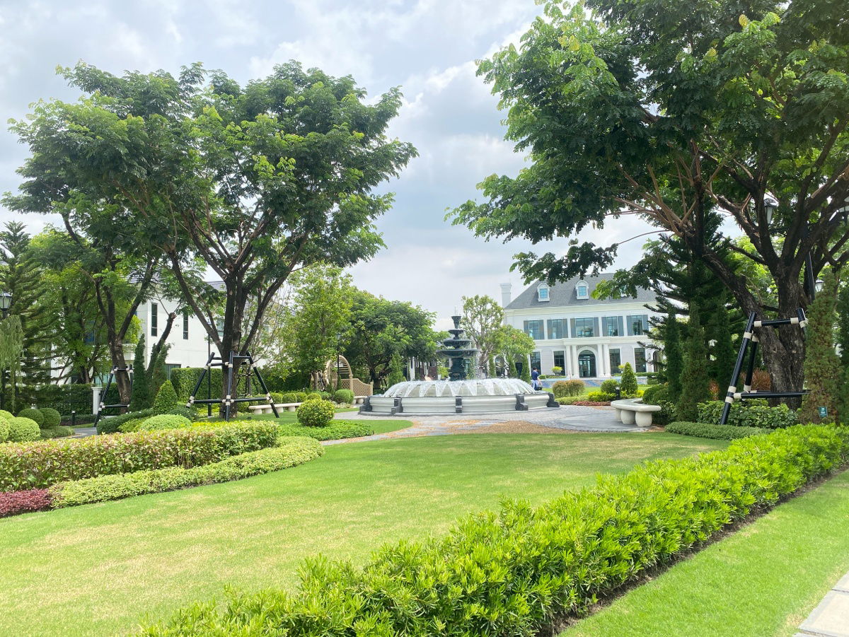 รูป 🌟 แปลงพิเศษ! Masefield ติดสวน 🏡 บ้านเดี่ยวหรูสุดคุ้ม 💎 ในโครงการเศรษฐสิริ บางนา กม.10 📍 ใกล้เมกาบางนา 🛍️ เดินทางสะดวก ใกล้สนามบิน ✈️ - รูปที่ 4/17