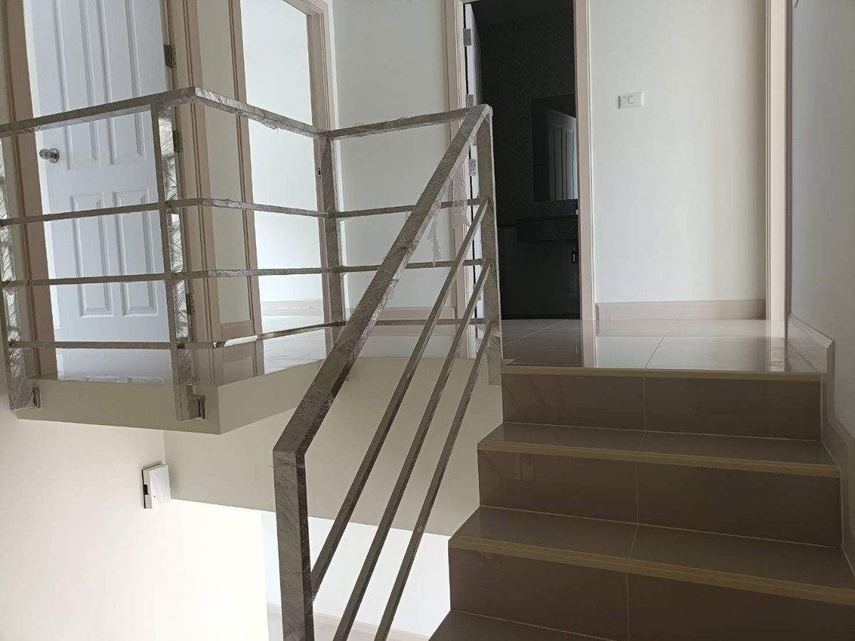 picture 2-story townhome for sale Sukniwet 12 Project Soi Pracha Uthit 33-Suksawat 64 - 10/16