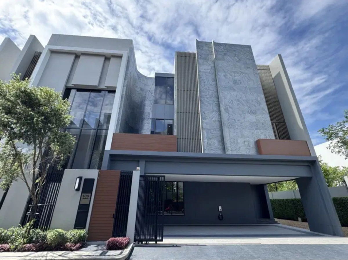 picture ✨ Luxury BUGAAN KRUNGTHEP KREETHA     Special Price 59.9 MB* - 4/13