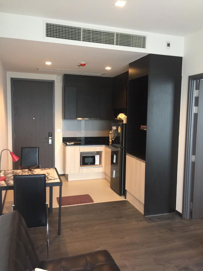 picture Sell at Cost, EDGE 23 1-Bedroom, Corner Room  - 2/2
