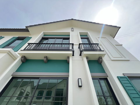 บ้านเดี่ยว 4 นอน 4 น้ำ แปลงมุมถนนเมน ทิศใต้ บ้านเลขที่มงคล 125/9
