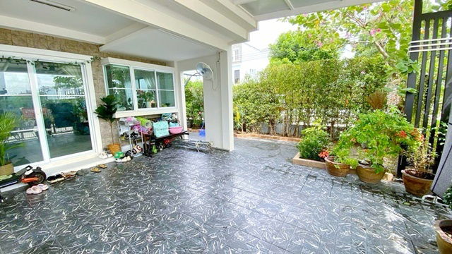 picture Luxury Mansion 3-story townhome for rent corner unit Indy 2 Bangna Ramkhamhaeng 2 MRT SriIam 4.2km. - 3/8