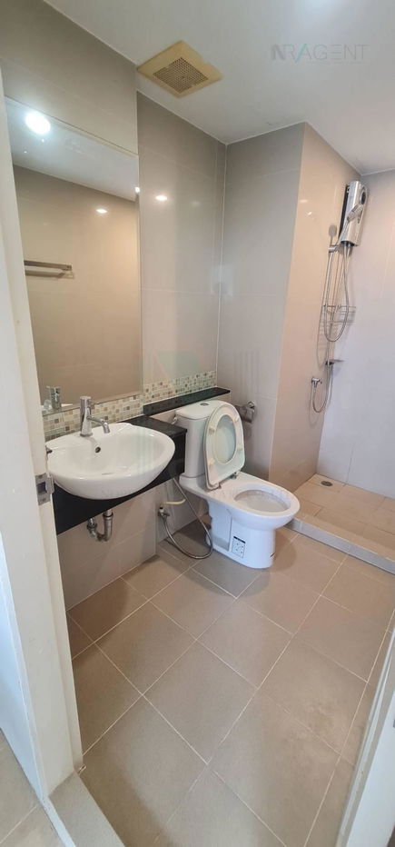 picture For Rent Condo THE NICHE ID  LADPRAO 130 Building 1, Floor 4,1 bed room, Room size 31 sqm - 7/8