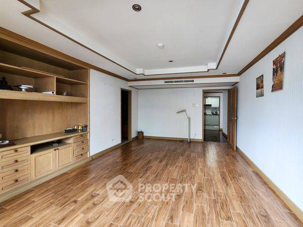 รูป คอนโด 3-ห้องนอน ที่ สมคิด การ์เด้น คอนโดมิเนียม ใกล้ BTS ชิดลม (ID 2223276) - รูปที่ 4/35