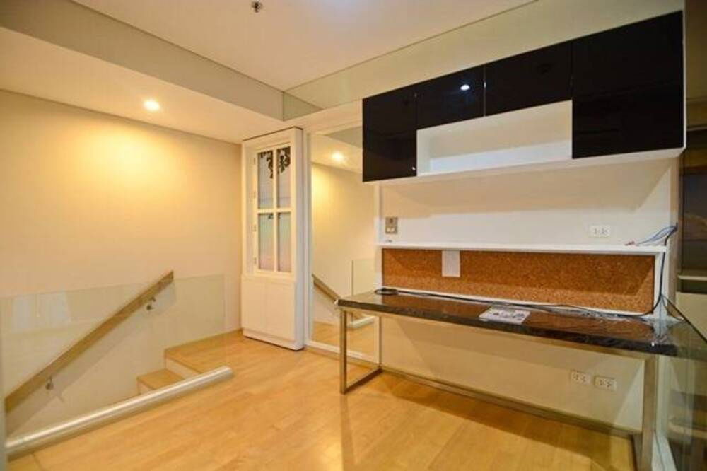 picture 🔥 For Rent !! 🔥 Code C20250800009..........Villa Asoke, 1 bedroom, 1 bathroom Duplex, furnished, ready to move in 📣📣 - 6/9