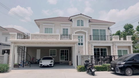 Grandio Ladprao-Kaset Nawamin 3 bedroom